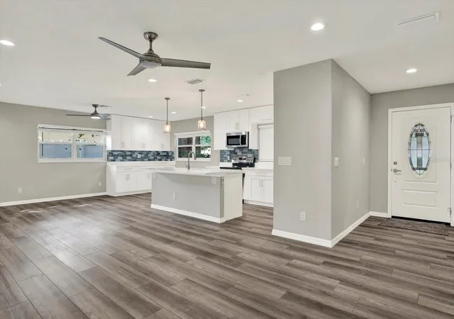 Photo 2 of Single family home for sale at 7505 W Henry Ave, Tampa, FL 33615 | MLS# TB8549465 | Listing updated on 2026-09-18