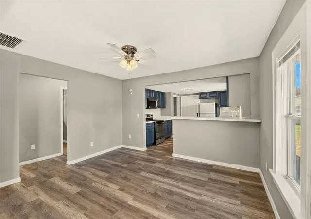 Photo 4 of Single family home for sale at 731 37th Street S, Saint Petersburg, FL 33711 | MLS# TB8549466 | Listing updated on 2026-09-21