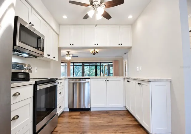 Photo 3 of Single family home for sale at 6466 Tapestry Cir, Spring Hill, FL 34606 | MLS# W7889594 | Listing updated on 2026-09-17