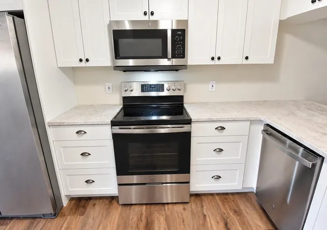 Photo 3 of Single family home for sale at 6466 Tapestry Cir, Spring Hill, FL 34606 | MLS# W7889594 | Listing updated on 2026-09-17