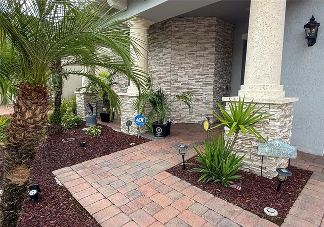 Photo 3 of Single family home for sale at 14150 Alafaya Oak Bnd, Orlando, FL 32828 | MLS# O6442629 | Listing updated on 2026-09-24