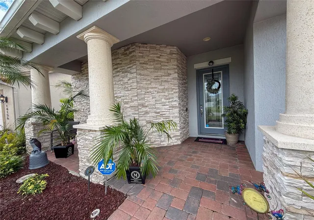 Photo 3 of Single family home for sale at 14150 Alafaya Oak Bnd, Orlando, FL 32828 | MLS# O6442629 | Listing updated on 2026-09-24