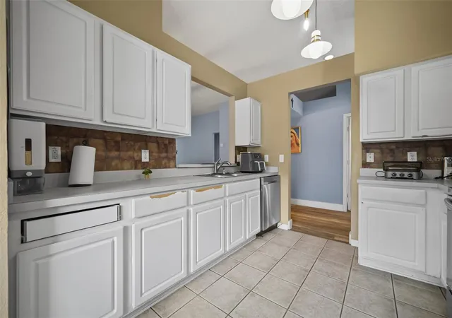 Photo 4 of Single family home for sale at 2101 Shelbourne Ct, Wesley Chapel, FL 33543 | MLS# TB8549479 | Listing updated on 2026-09-21