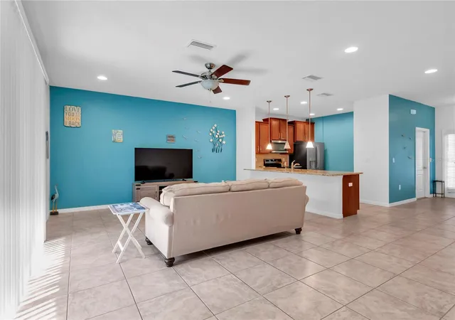 Photo 3 of Townhouse for sale at 8343 Pine River Rd, Tampa, FL 33637 | MLS# TB8549487 | Listing updated on 2026-10-08