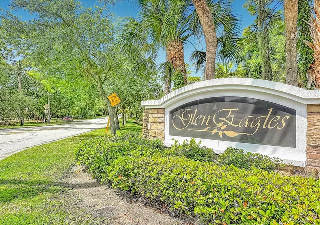 Photo 2 of Townhouse for sale at 2106 Clover Hl Rd, Palm Harbor, FL 34683 | MLS# TB8549491 | Listing updated on 2026-09-19