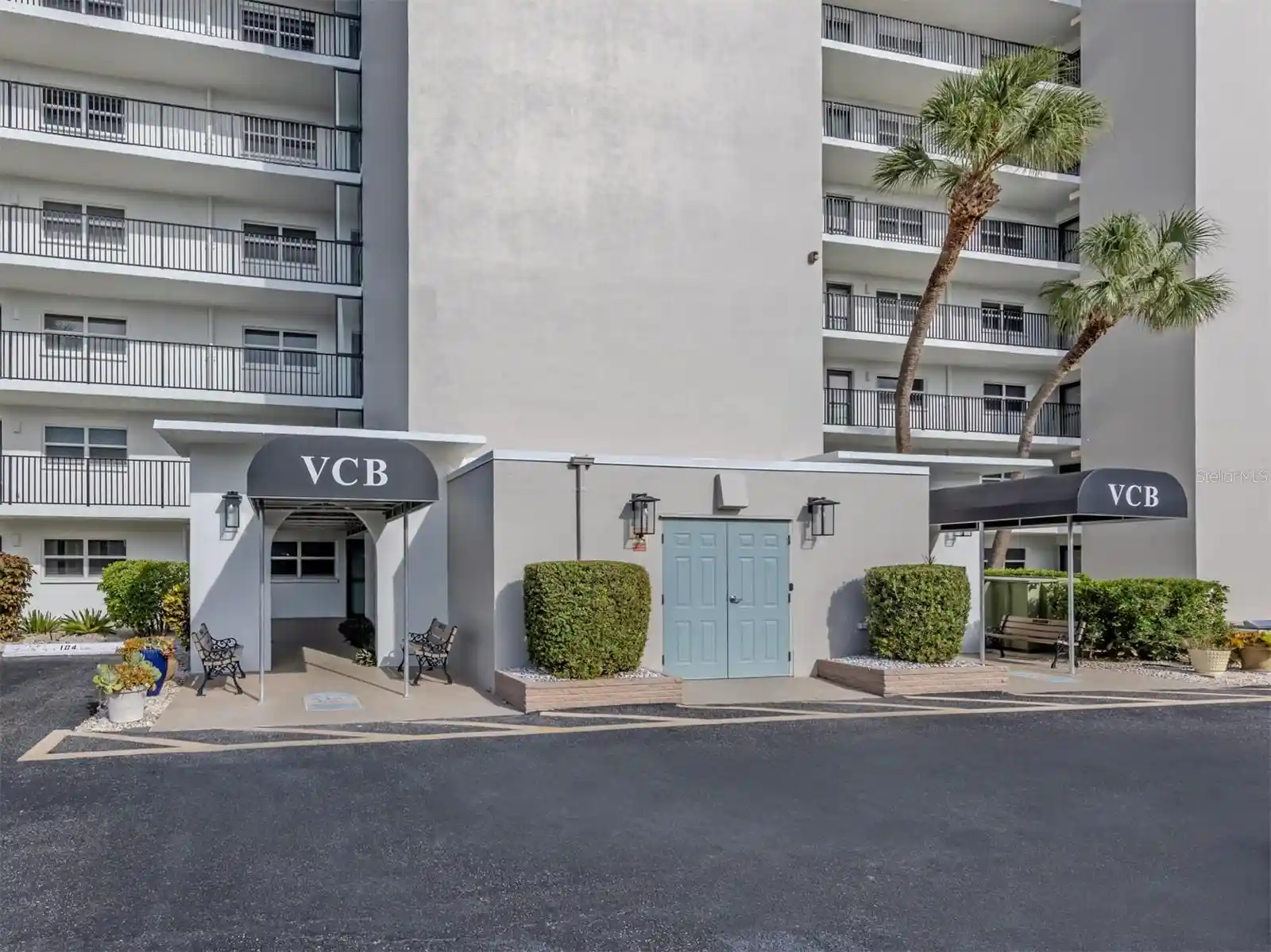 Listing Photo 2 - Condo for sale in 232 Saint Augustine Ave located at 232 Saint Augustine Ave, Venice, FL 34285 - Unit #706