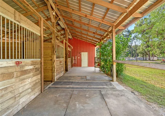 Photo 3 of Manufactured home for sale at 8081 SW 41st Place Rd, Ocala, FL 34481 | MLS# OM732418 | Listing updated on 2026-10-09
