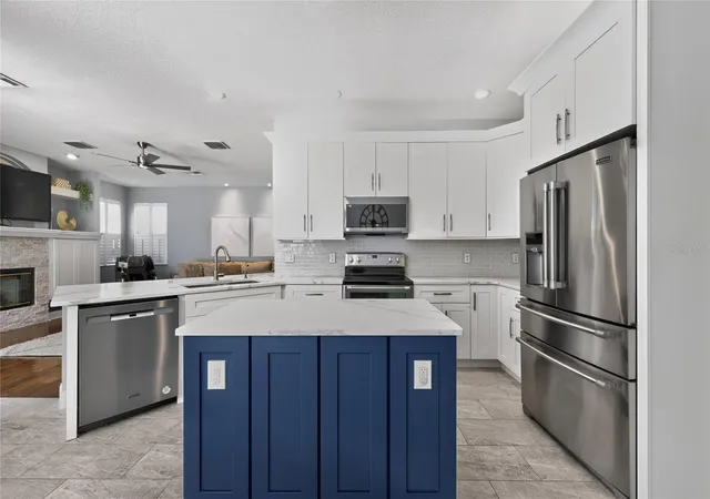 Photo 4 of Single family home for sale at 460 Alinole Loop, Lake Mary, FL 32746 | MLS# O6442655 | Listing updated on 2026-09-19