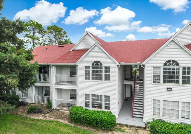 Photo 3 of Condo for sale at 11520 Westwood Blvd #524, Orlando, FL 32821 | MLS# S5157796 | Listing updated on 2026-09-18
