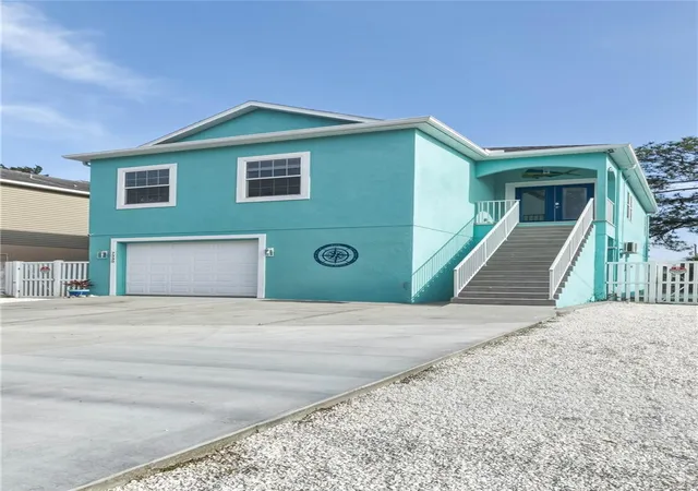 Photo 3 of Single family home for sale at 7330 New York Ave, Hudson, FL 34667 | MLS# TB8549503 | Listing updated on 2026-10-03