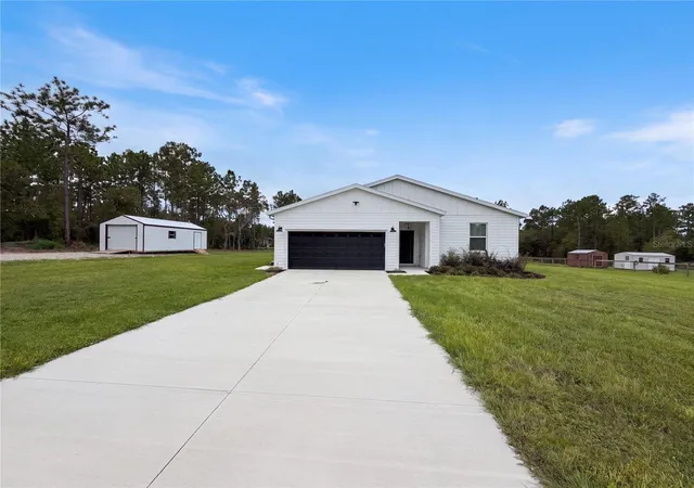 Photo 1 of Single family home for sale at 12220 SW 76th Lane, Dunnellon, FL 34432 | MLS# O6442663 | Listing updated on 2026-09-18
