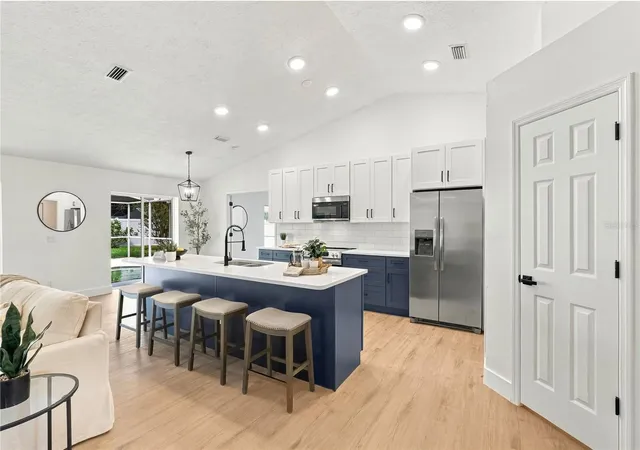 Photo 4 of Single family home for sale at 4410 Kendal Ct, Valrico, FL 33596 | MLS# TB8549515 | Listing updated on 2026-10-06