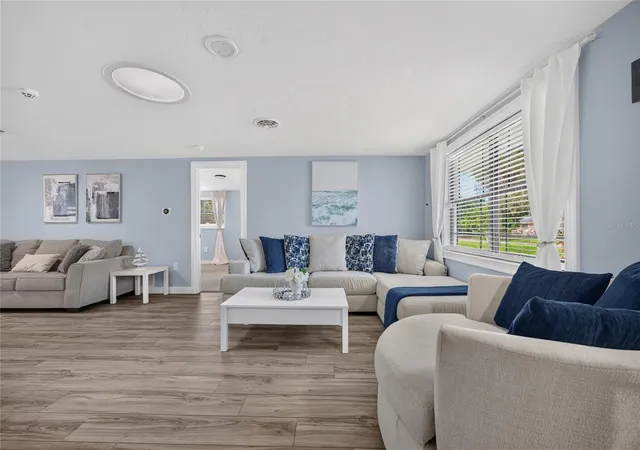 Photo 4 of Single family home for sale at 3135 Nocturne Rd, Venice, FL 34293 | MLS# C7530855 | Listing updated on 2026-09-22