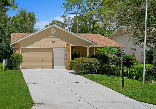 Photo 1 of Single family home for sale at 6396 Ocean Pines, Spring Hill, FL 34606 | MLS# W7889596 | Listing updated on 2026-09-18