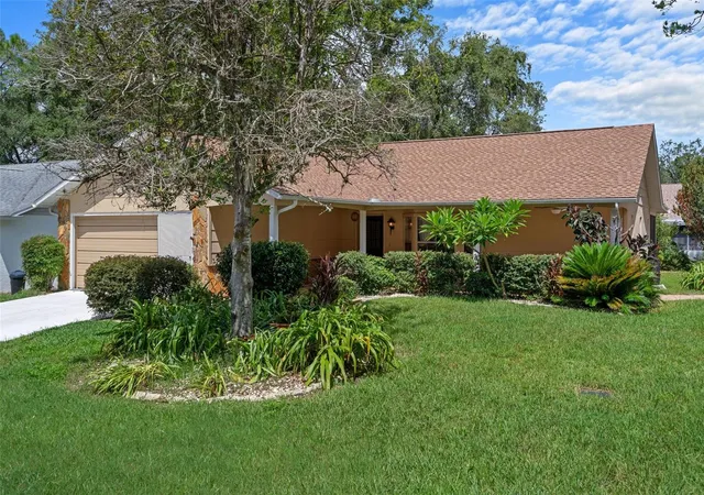 Photo 2 of Single family home for sale at 6396 Ocean Pines, Spring Hill, FL 34606 | MLS# W7889596 | Listing updated on 2026-09-18