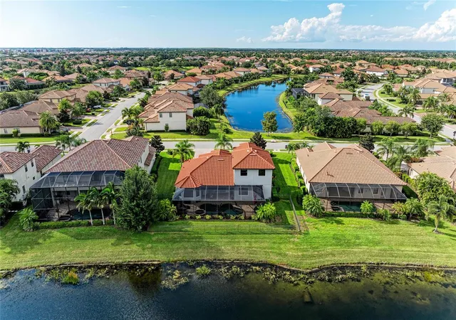 Photo 2 of Single family home for sale at 5672 Cloverleaf Run, Bradenton, FL 34211 | MLS# A4706450 | Listing updated on 2026-10-20
