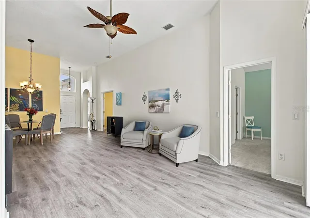 Photo 3 of Single family home for sale at 122 Oak Hammock Dr, Davenport, FL 33837 | MLS# S5157799 | Listing updated on 2026-09-27