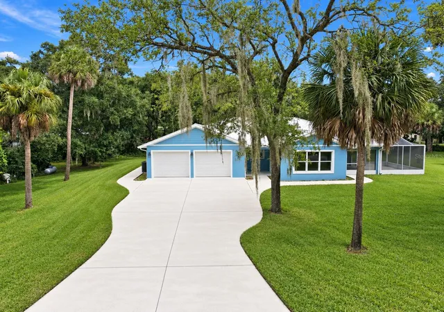 Photo 3 of Single family home for sale at 2162 Preston Ave, Sebring, FL 33875 | MLS# TB8549519 | Listing updated on 2026-09-19