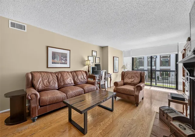 Photo 4 of Condo for sale at 250 Carolina Ave #202, Winter Park, FL 32789 | MLS# O6442686 | Listing updated on 2026-09-19