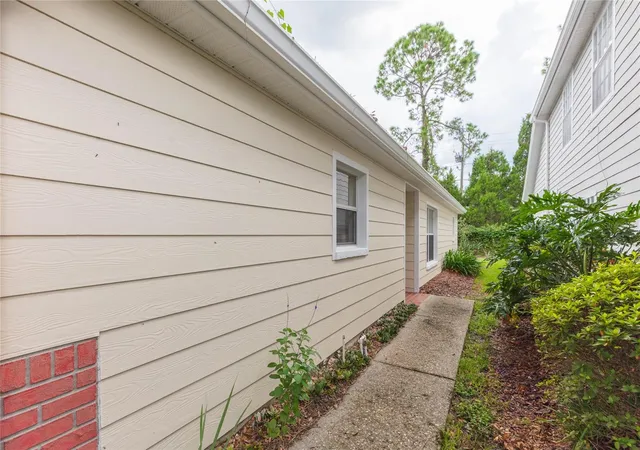 Photo 2 of Single family home for sale at 5161 Sterling Manor Dr, Tampa, FL 33647 | MLS# TB8549522 | Listing updated on 2026-09-21