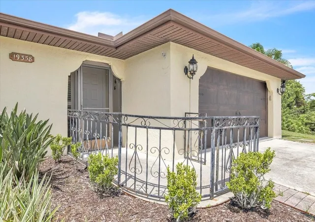 Photo 3 of Sale Pending at 19358 Abhenry Cir, Port Charlotte, FL 33948 | MLS# C7530861 | Listing updated on 2026-10-08