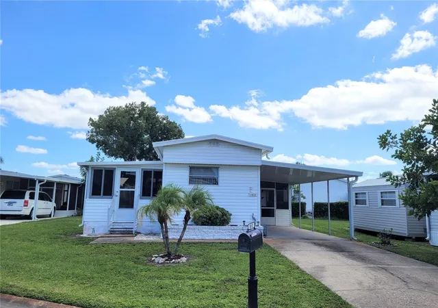 Manufactured home for sale at 1812 Cypress Point Ln, SARASOTA, FL 34234 | MLS# A4706458
