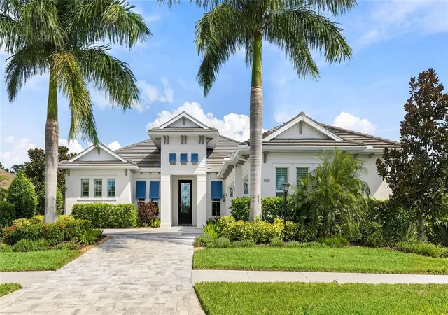 Photo 4 of Single family home for sale at 808 Crosswind Ave, Sarasota, FL 34240 | MLS# A4706461 | Listing updated on 2026-10-21