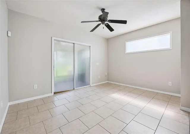 Photo 4 of Townhouse for sale at 4175 Plantation Cvs Dr, Orlando, FL 32810 | MLS# O6442697 | Listing updated on 2026-09-22