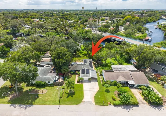 Photo 3 of Single family home for sale at 6030 Oak Ridge Ave, New Port Richey, FL 34653 | MLS# W7889598 | Listing updated on 2026-09-19