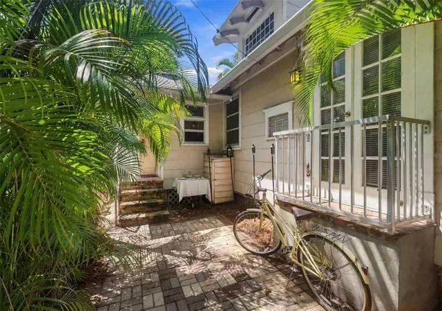 Photo 3 of Multi family home for sale at 406 10th Avenue Ne, Saint Petersburg, FL 33701 | MLS# TB8549544 | Listing updated on 2026-10-08