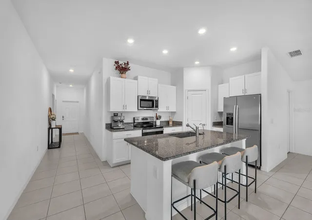 Photo 1 of Single family home for sale at 12820 Weston Oaks Ln, Riverview, FL 33579 | MLS# TB8549545 | Listing updated on 2026-10-08