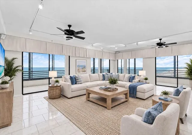 Photo 2 of Condo for sale at 1100 Benjamin Franklin Dr #802, Sarasota, FL 34236 | MLS# A4706466 | Listing updated on 2026-09-23