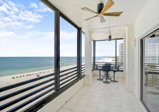 Photo 3 of Condo for sale at 1100 Benjamin Franklin Dr #802, Sarasota, FL 34236 | MLS# A4706466 | Listing updated on 2026-09-23