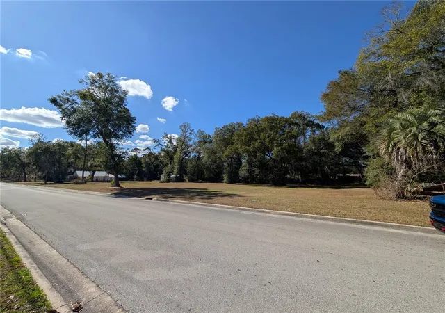 Photo 1 of Land for sale at 506 NE 22nd Avenue, Ocala, FL 34470 | MLS# OM732431 | Listing updated on 2026-09-18