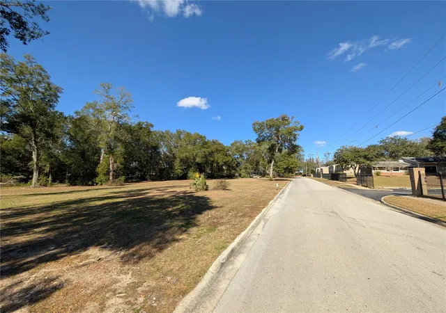 Photo 4 of Land for sale at 506 NE 22nd Avenue, Ocala, FL 34470 | MLS# OM732431 | Listing updated on 2026-09-18