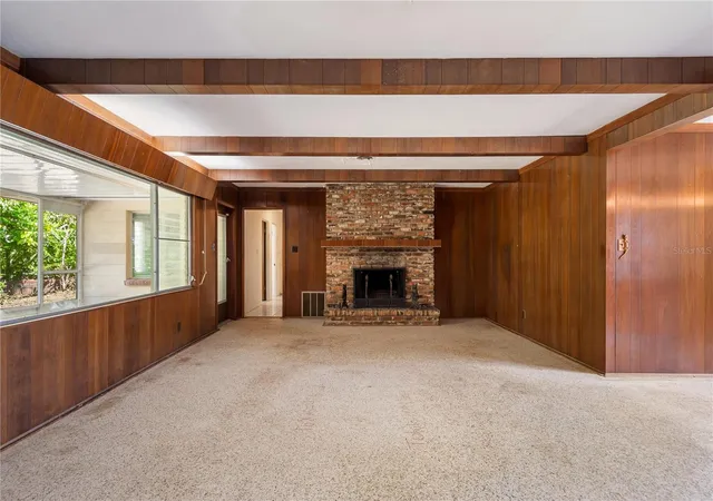 Photo 4 of Single family home for sale at 6219 6th Avenue S, Saint Petersburg, FL 33707 | MLS# TB8549551 | Listing updated on 2026-09-22