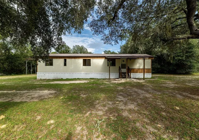 Photo 1 of Sale Pending at 5865 Ne 137th Terrace, Williston, FL 32696 | MLS# OM732434 | Listing updated on 2026-10-02