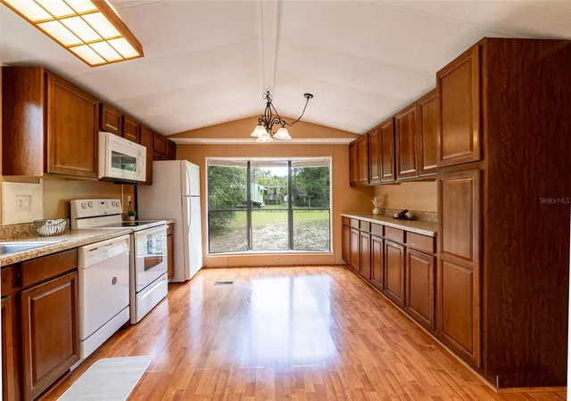 Photo 3 of Sale Pending at 5865 Ne 137th Terrace, Williston, FL 32696 | MLS# OM732434 | Listing updated on 2026-10-02