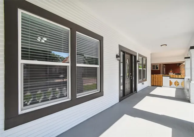 Photo 3 of Single family home for sale at 3513 N 9th Street, Tampa, FL 33605 | MLS# TB8549566 | Listing updated on 2026-09-19