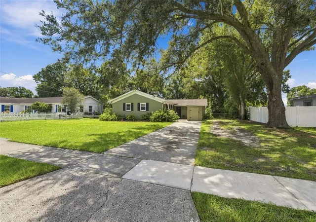 Photo 1 of Single family home for sale at 6613 Travis Blvd, Tampa, FL 33610 | MLS# TB8549568 | Listing updated on 2026-10-04