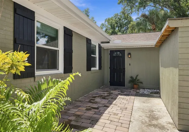 Photo 3 of Single family home for sale at 6613 Travis Blvd, Tampa, FL 33610 | MLS# TB8549568 | Listing updated on 2026-10-04