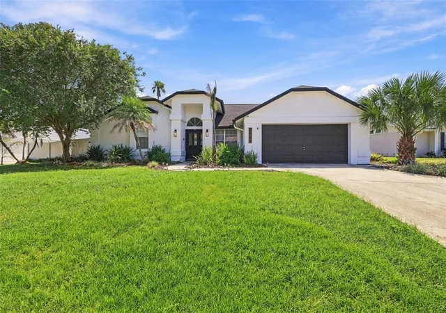 Photo 1 of Single family home for sale at 2722 Buckhorn Oaks Dr, Valrico, FL 33594 | MLS# TB8549570 | Listing updated on 2026-09-19