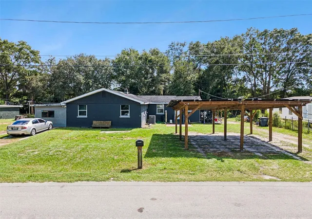 Photo 1 of Single family home for sale at 3708 Coffman Dr, Winter Haven, FL 33881 | MLS# S5157813 | Listing updated on 2026-09-19