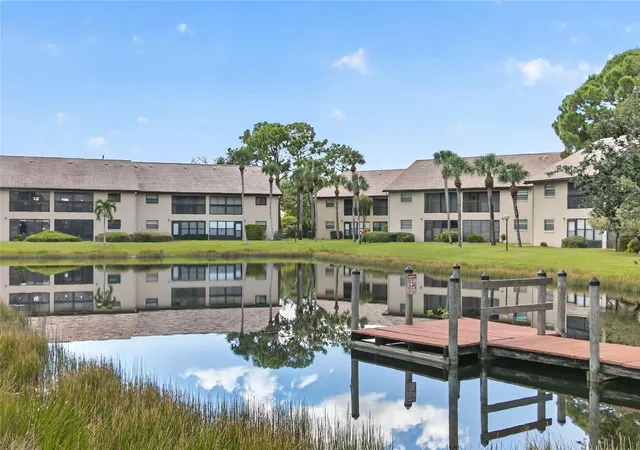 Photo 2 of Condo for sale at 360 Three Lakes Ln #H, Venice, FL 34285 | MLS# N6145807 | Listing updated on 2026-09-24