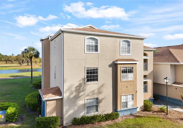 Photo 1 of Condo for sale at 7320 Westpointe Blvd #533, Orlando, FL 32835 | MLS# S5157814 | Listing updated on 2026-09-19