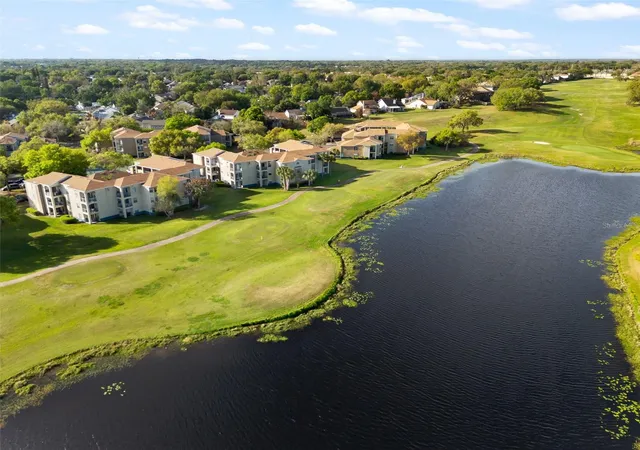 Photo 3 of Condo for sale at 7320 Westpointe Blvd #533, Orlando, FL 32835 | MLS# S5157814 | Listing updated on 2026-09-19