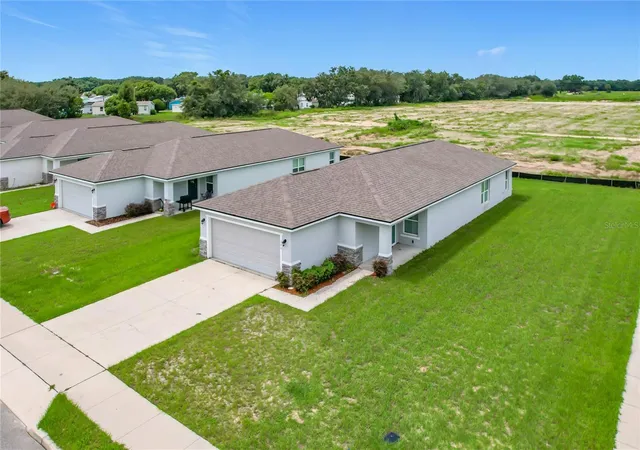 Photo 2 of Single family home for sale at 306 Judy Ln, Auburndale, FL 33823 | MLS# C7530865 | Listing updated on 2026-09-22