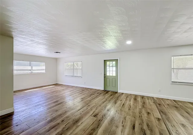 Photo 3 of Sale Pending at 1825 34th Street Nw, Winter Haven, FL 33881 | MLS# S5157815 | Listing updated on 2026-09-25