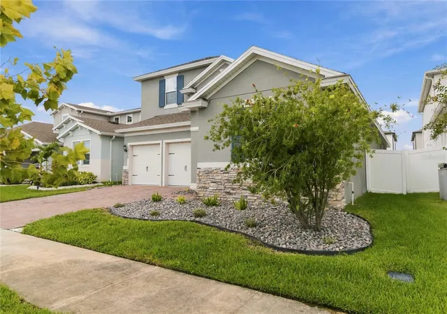 Photo 4 of Single family home for sale at 1270 Fox Hedge Ln, Saint Cloud, FL 34771 | MLS# O6442724 | Listing updated on 2026-09-18