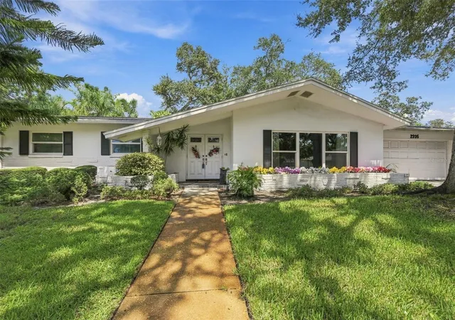 Photo 1 of Single family home for sale at 2336 Harn Blvd, Clearwater, FL 33764 | MLS# TB8549575 | Listing updated on 2026-09-29